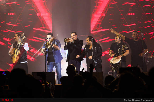 کنسرت گروه سون