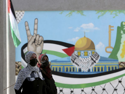 Palestinian election board approves candidate lists for May vote