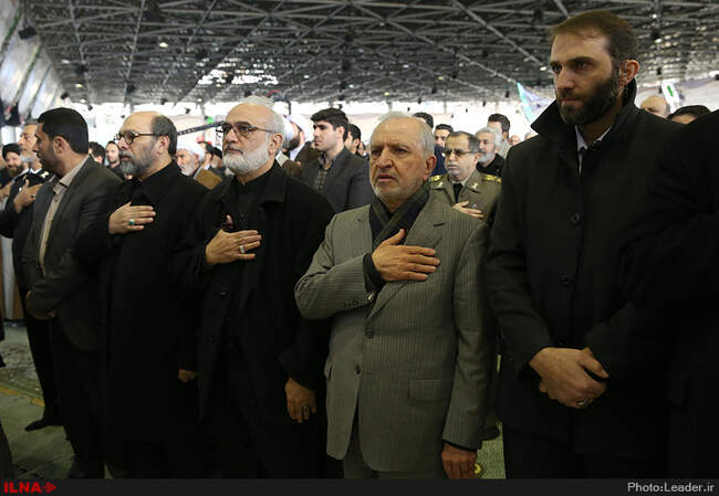 اقامه نماز توسط رهبر انقلاب بر پیکر حجت‌الاسلام والمسلمین هاشمی رفسنجانی