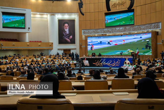 آیین تجلیل از قهرمانان سرافراز پارالمپیک ایران با حضور پزشکیان و دنی