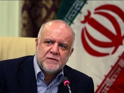 Iran criticizes Greece, Italy for not buying its oil despite U.S. waivers