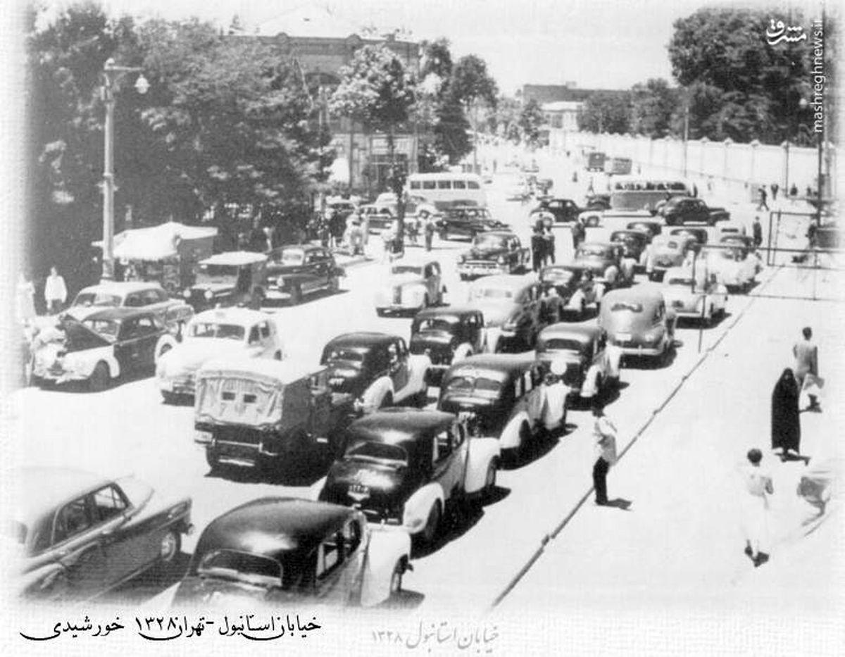 ترافیک چهار راه استانبول، 70 سال قبل/ عکس