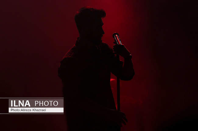 کنسرت علی یاسینی در سی و پنجمین جشنواره بین المللی موسیقی فجر