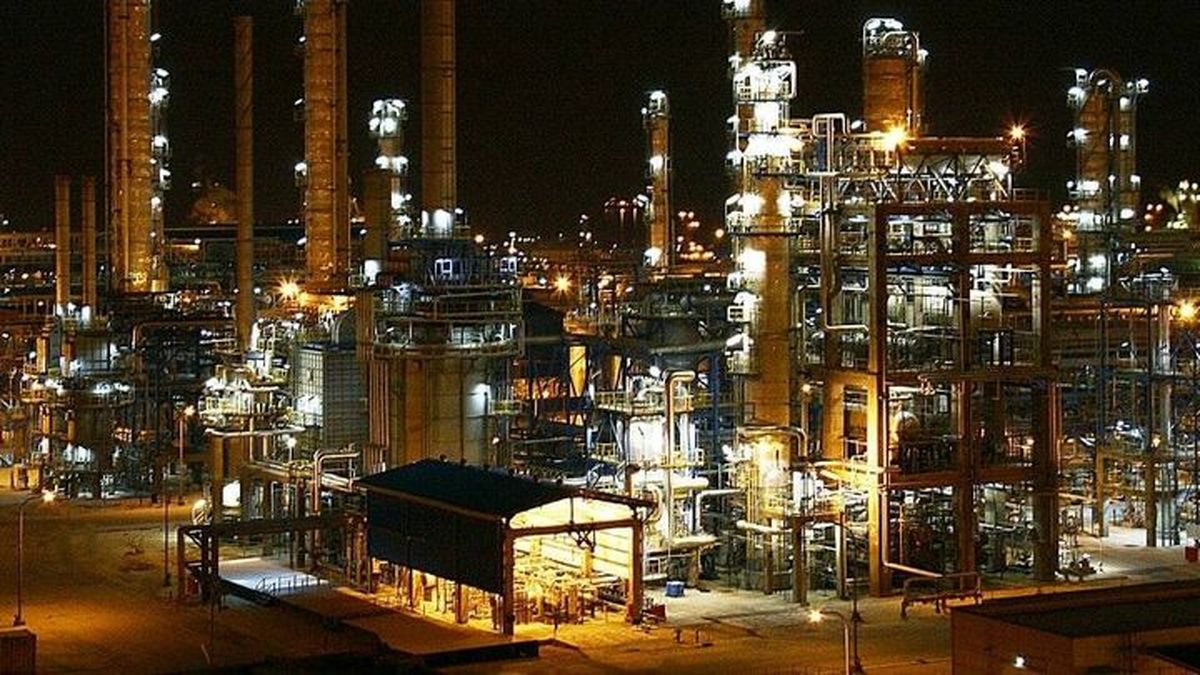 مناقصات چند هزار میلیاردی و جای خالی نظارت بر اجرای قانونی آن ها
