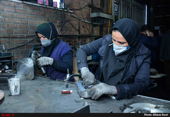 بازدید استاندار قزوین از چند واحد تولیدی و صنعتی