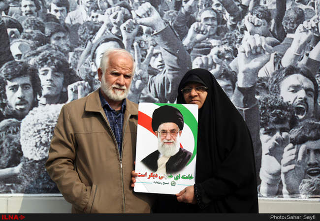 قاب انقلاب/13