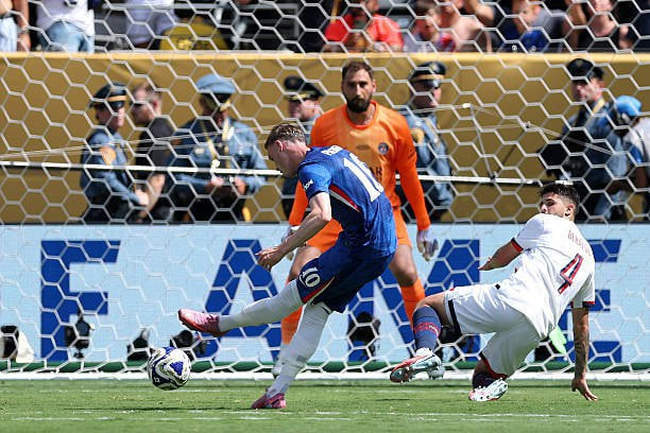 گزارش تصویری از نیمه اول دیدار چلسی و پاری سن ژرمن