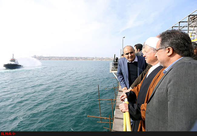 بازدیدهای آیت‌الله هاشمی رفسنجانی از پروژه‌های نفت و پتروشیمی در ج