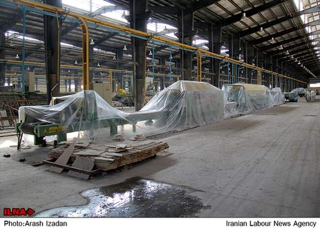 38981