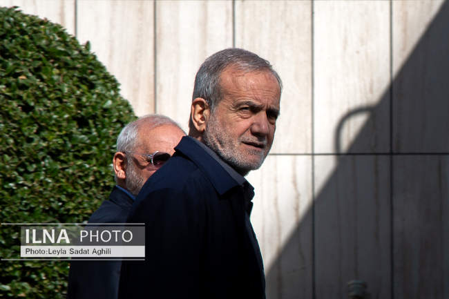 حاشیه جلسه هیات دولت - ۲۹ بهمن