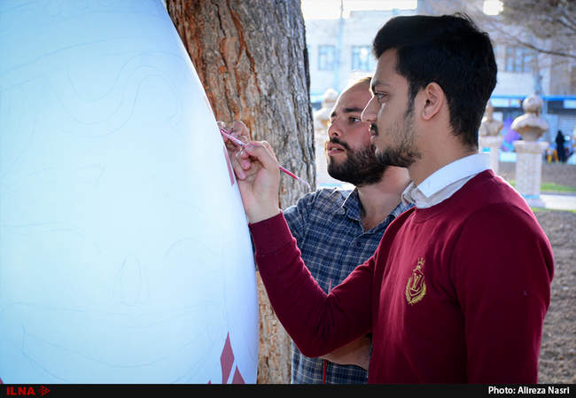 جشنواره تخم مرغ رنگی در قزوین 