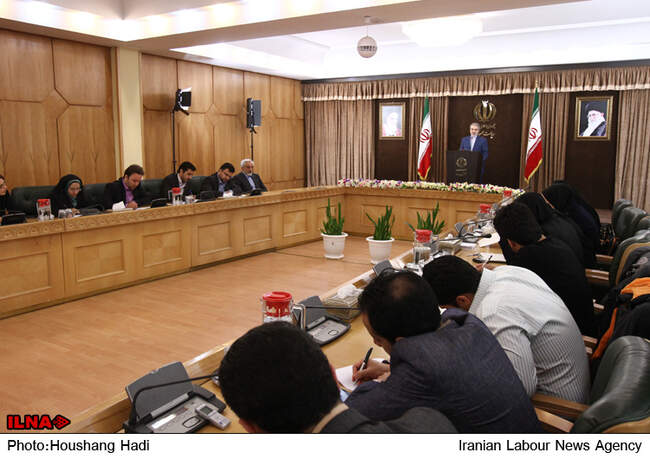  اولین نشست خبری سخنگوی دولت در سال94