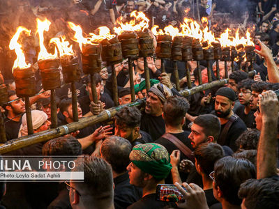 آیین مشعل گردانی نجفی های مقیم تهران در شب تاسوعا