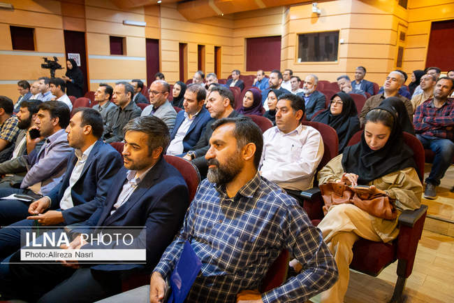 آئین بهره برداری از 10 طرح هوشمندسازی خدمات شهرداری قزوین