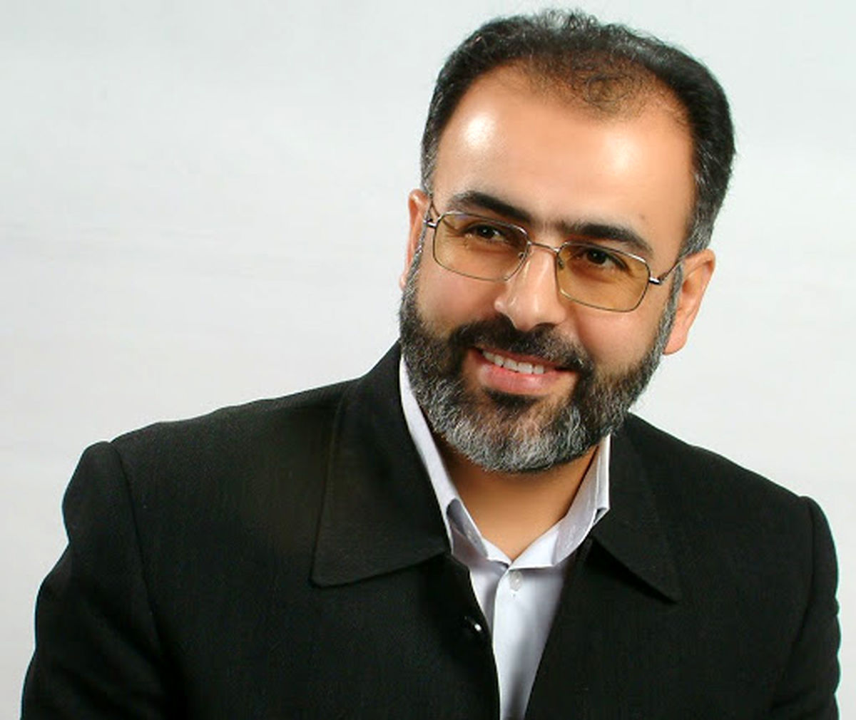 باید به جای کدخدا به خدا اعتماد کرد