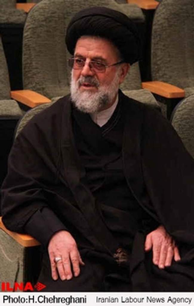 رونمایی از کتاب حضرت آیت الله العظمی موسوی اردبیلی