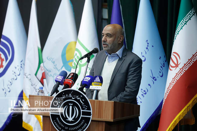 همایش تقدیر از پژوهش‌های برتر حوزه وزارت کار