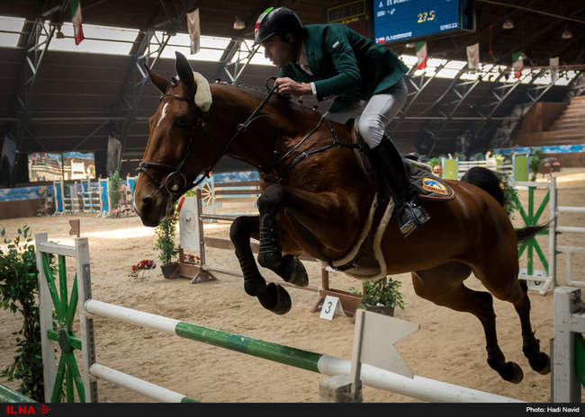 مسابقات بین المللی پرش اسب در مجموعه سوارکاری بام