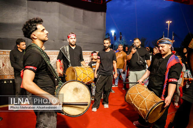 برگزاری سومین سوگواره محرم شهر در میدان آزادی