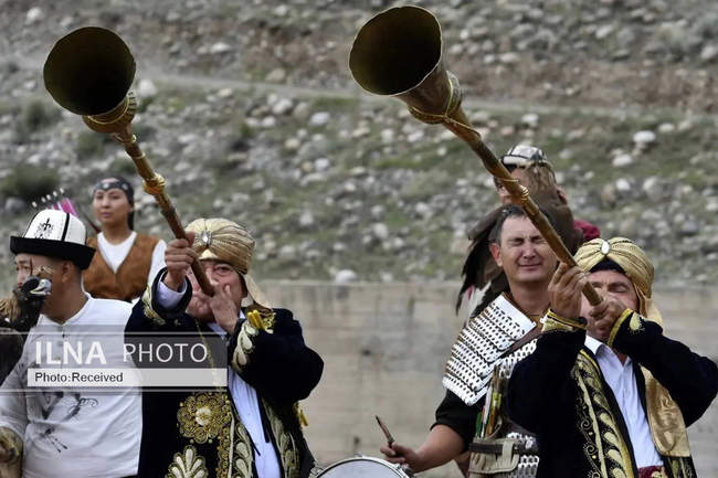 شکار با عقاب در قرقیزستان 