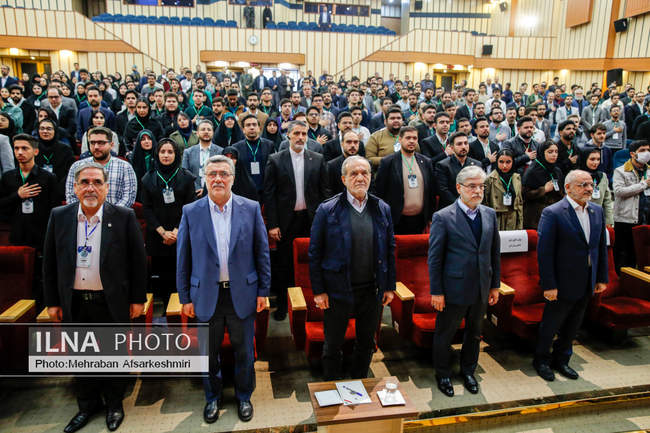 مراسم روز دانشجو با حضور رئیس جمهور