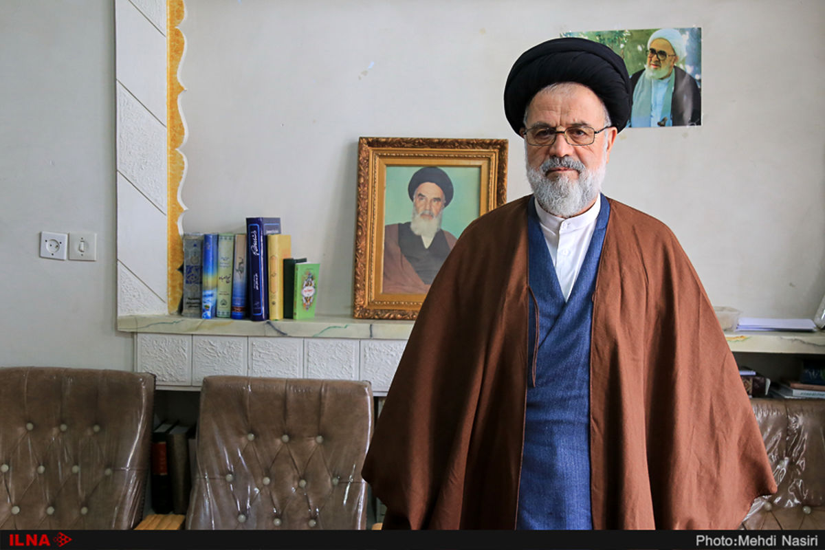 از نظر شرعی، ریاست جمهوری زنان اشکال ندارد/ منظور از «رجال» بعنوان شرط کاندیدای ریاست جمهوری، جنسیت مردانه نیست