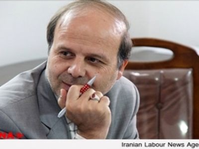 منابع مالی٬ پاک و غیرپاک٬ نماینده را وامدار جریانی خاص می‌کند