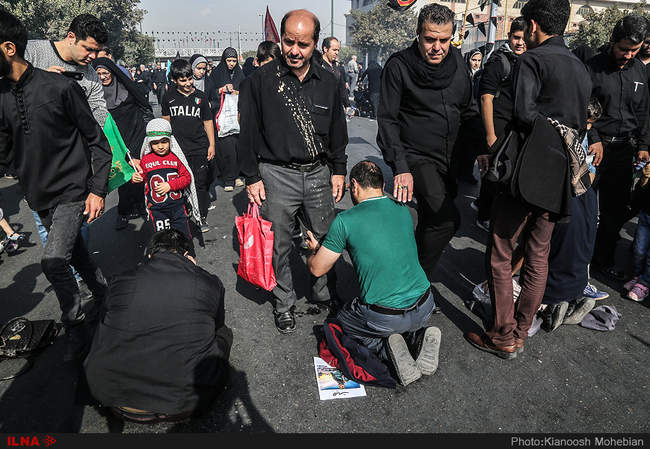 پیاده روی جاماندگان اربعین در تهران 