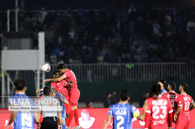 دیدار تیمهای استقلال تهران و پرسپولیس تهران