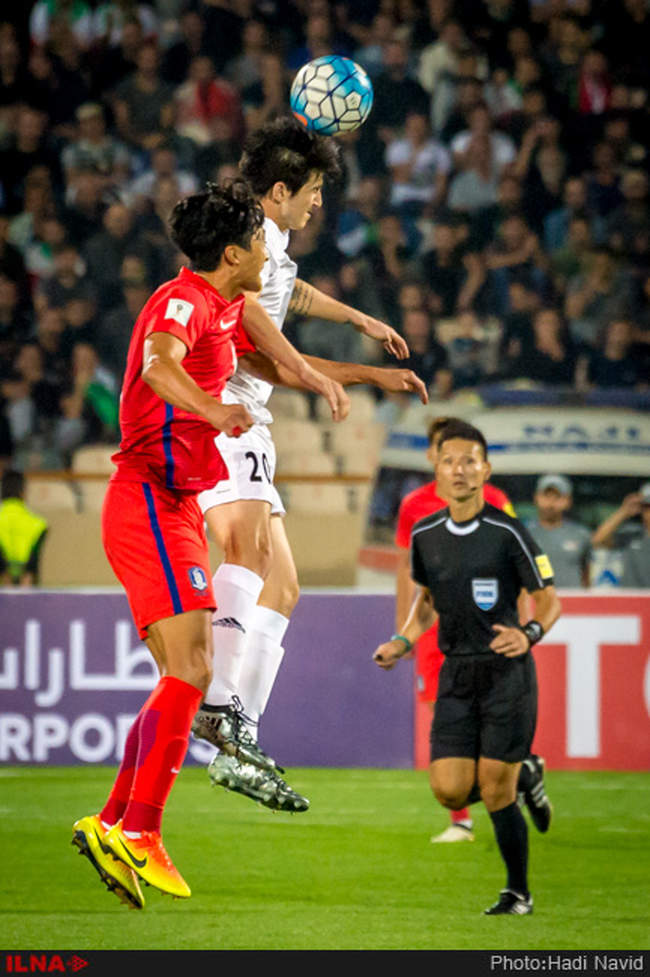 مسابقه فوتبال تیم ملی ایران و کره