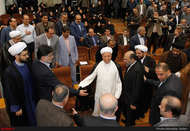 بازدید آیت الله هاشمی رفسنجانی از چند طرح در دانشگاه آزاد اسلامی واحد مشهد 