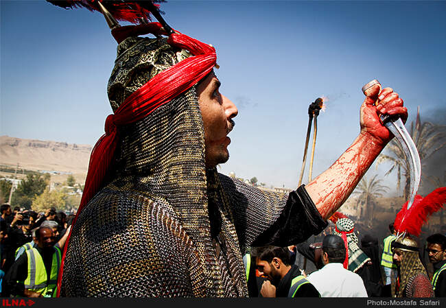 مراسم خیمه سوزان در طاقانک چهارمحال و بختیاری