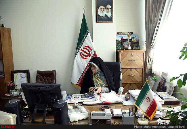 نشست خبری الهام امین‌زاده دستیار رئیس‌جمهور