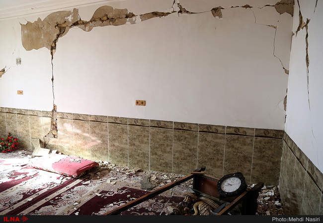 دشت ذهاب در پنجمین روز پس از زلزله/1