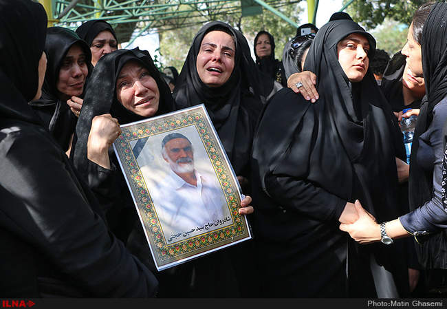 مراسم خاکسپاری جان باختگان فاجعه منا در قطعه 50 بهشت زهرا(س)