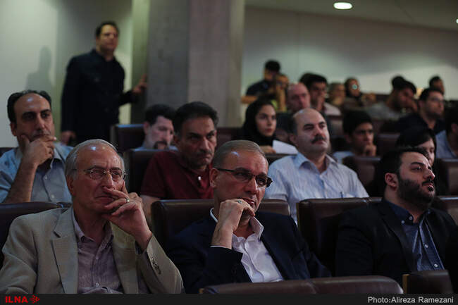 مراسم رونمایی از تندیس و تمبر مریم میرزاخانی