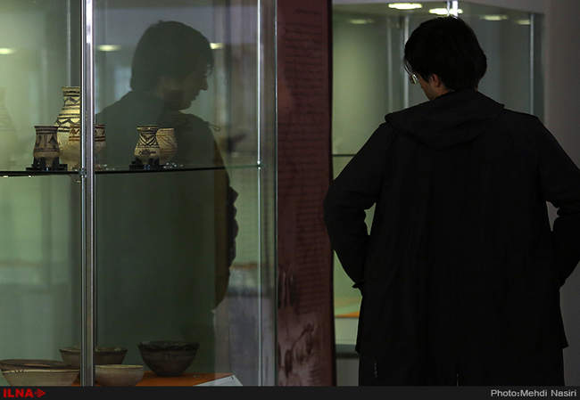 نمایش اشیای فرهنگی تاریخی استرداد شده ایران از ایتالیا در موزه ملی ا