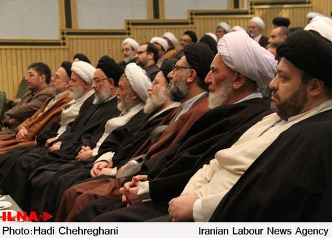 رونمایی از کتاب حضرت آیت الله العظمی موسوی اردبیلی