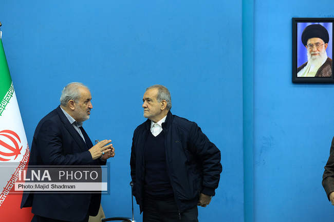 افتتاح و بهره برداری از طرح های نفت و نیرو