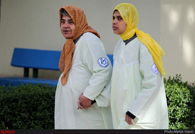 دیدار رئیس جمهور از خانه سالمندان و معلولین مجتمع قدس