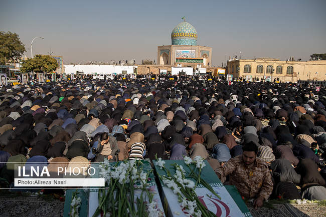 تشییع هشت لاله زهرایی در قزوین