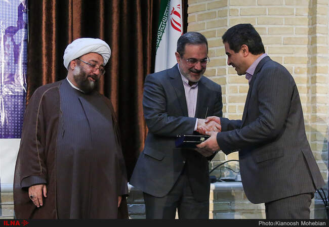دوازدهمین همایش تجلیل از مولفان و پدیدآورندگان مواد و رسانه‌های آموزشی