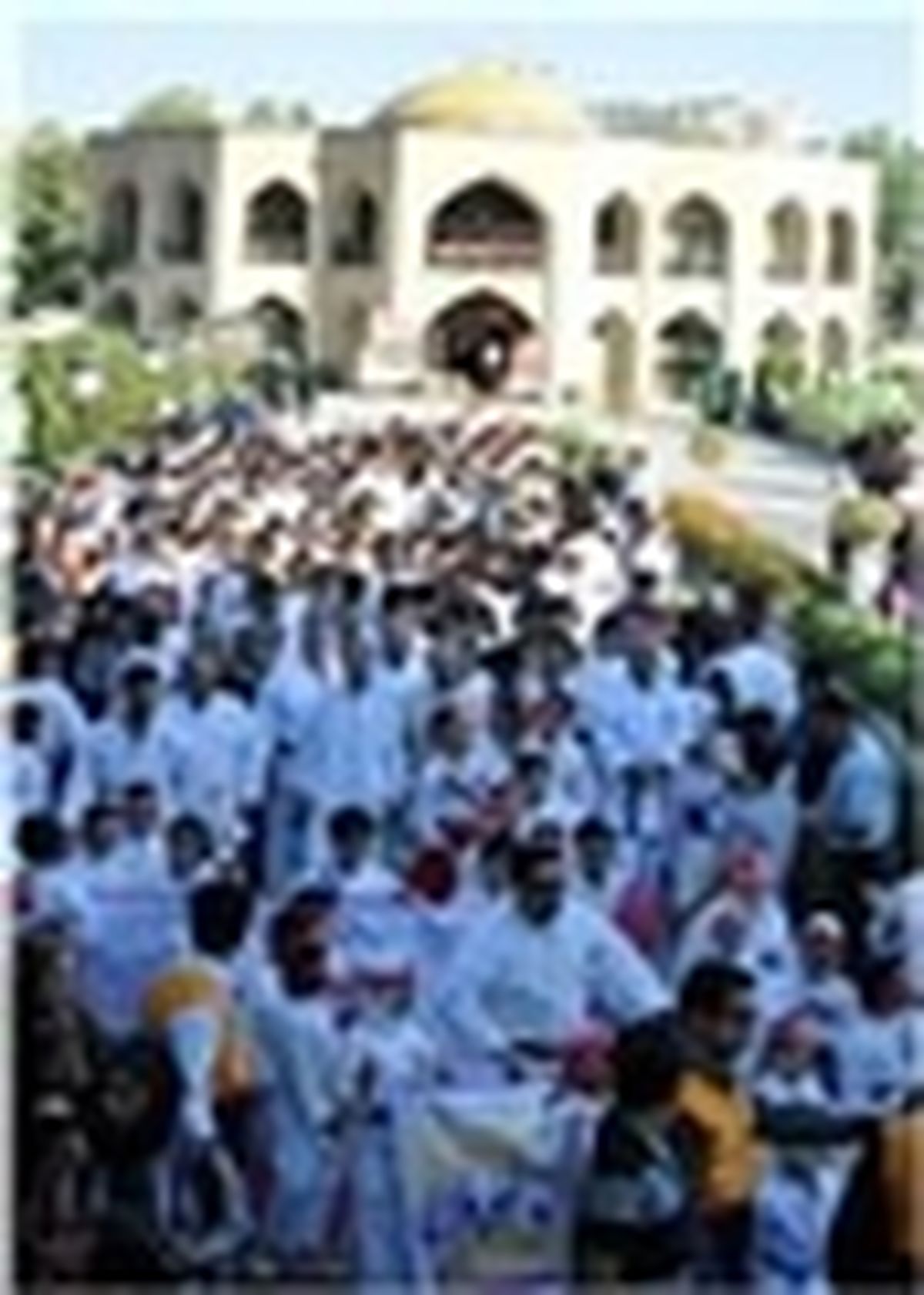 اولین همایش پیاده‌روی کاراته‌کاران تبریز در پارک ائل‌گلی برگزار شد