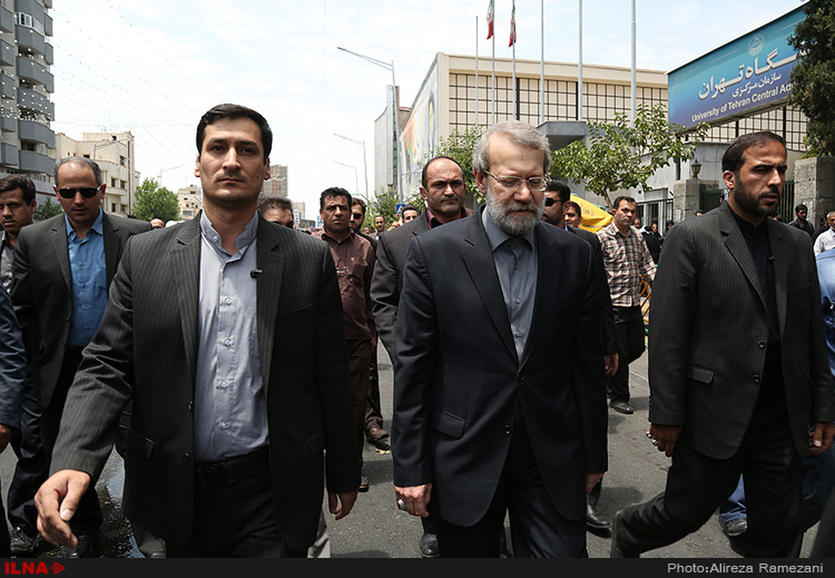 حضور لاریجانی در مراسم راهپیمایی روز قدس