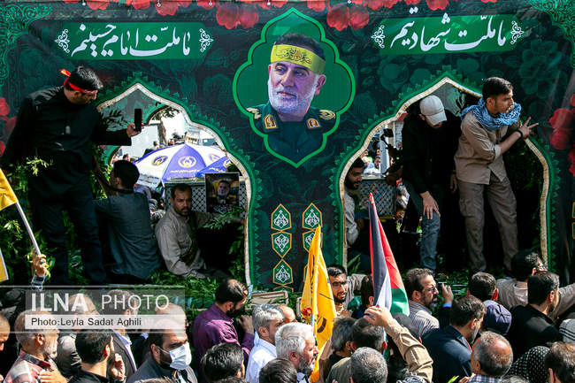 تشییع پیکر شهید «عباس نیلفروشان» در تهران