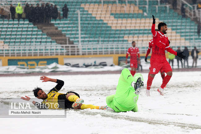 گزارش تصویری بازی پرسپولیس و سپاهان اصفهان