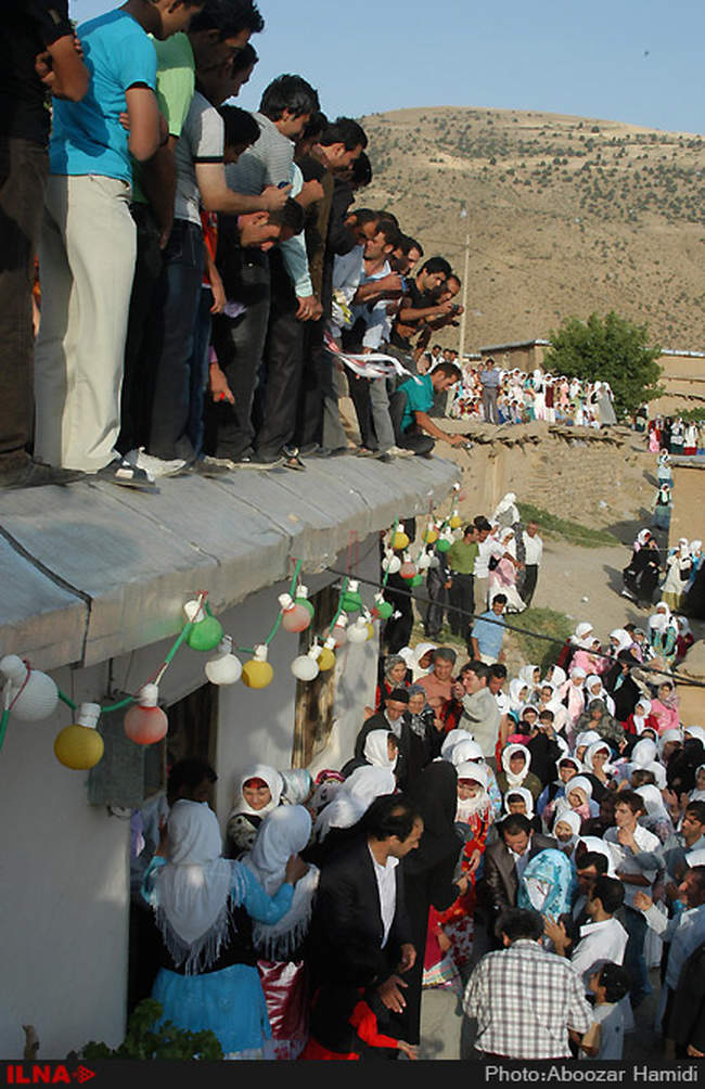 مراسم سنتی عروسی در روستای انبوه عمارلوی رودبار گیلان
