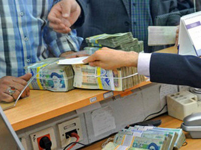 قوانین یکطرفه بانکی به نفع تولید تغییر کند/ سنگ اندازی بانک ها پیش پای تولید