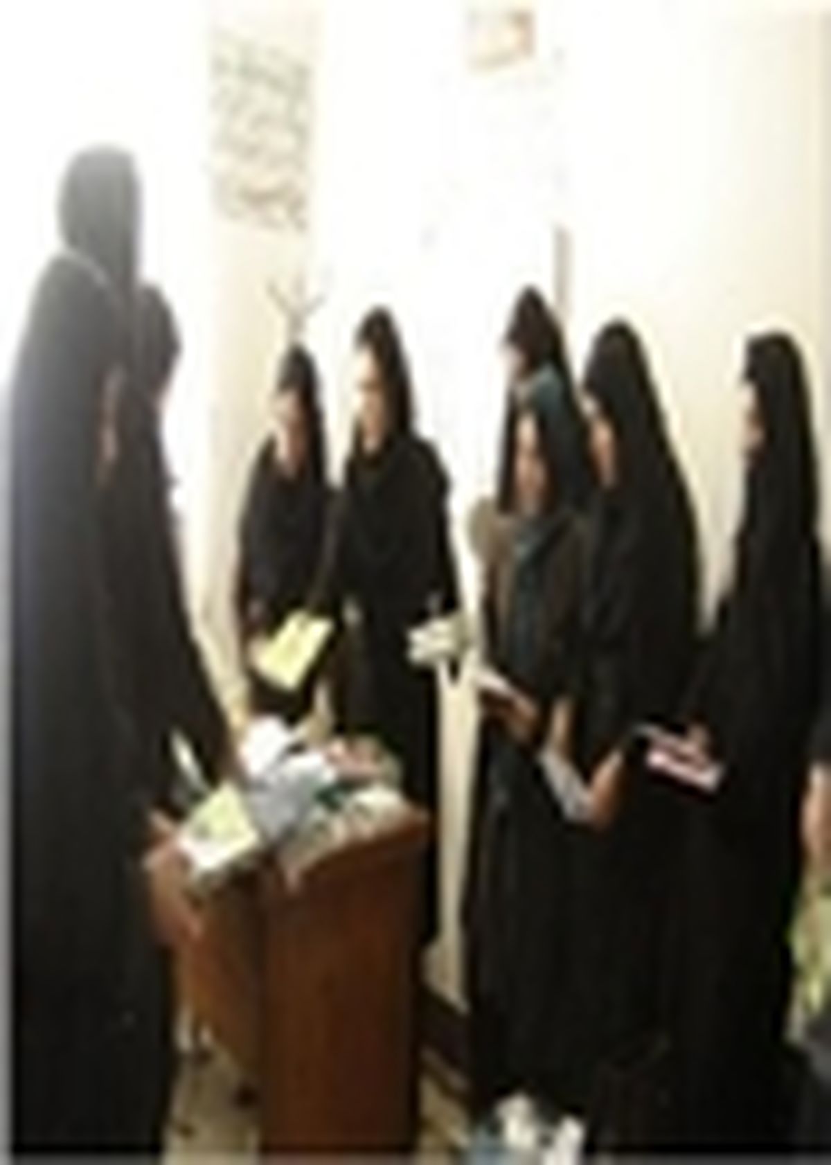 کتابخانه مرکز کارآفرینی زنان، در جهادکشاورزی مراغه افتتاح شد