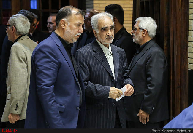 گزارش تصویری از حضور فعالان سیاسی اصلاح‌طلب و اصولگرا در مراسم ترحی